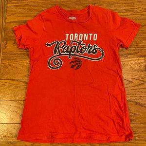 Girl’s Reebok Toronto Raptors t-shirt short sleeve size M (10-12)
